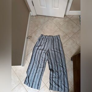 Blue striped, wide legged linen pants. Size M. New with Tags